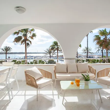 Edificio Puerto * Colonia de Sant Jordi