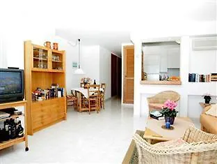 Edificio Puerto Apartment Colonia de Sant Jordi
